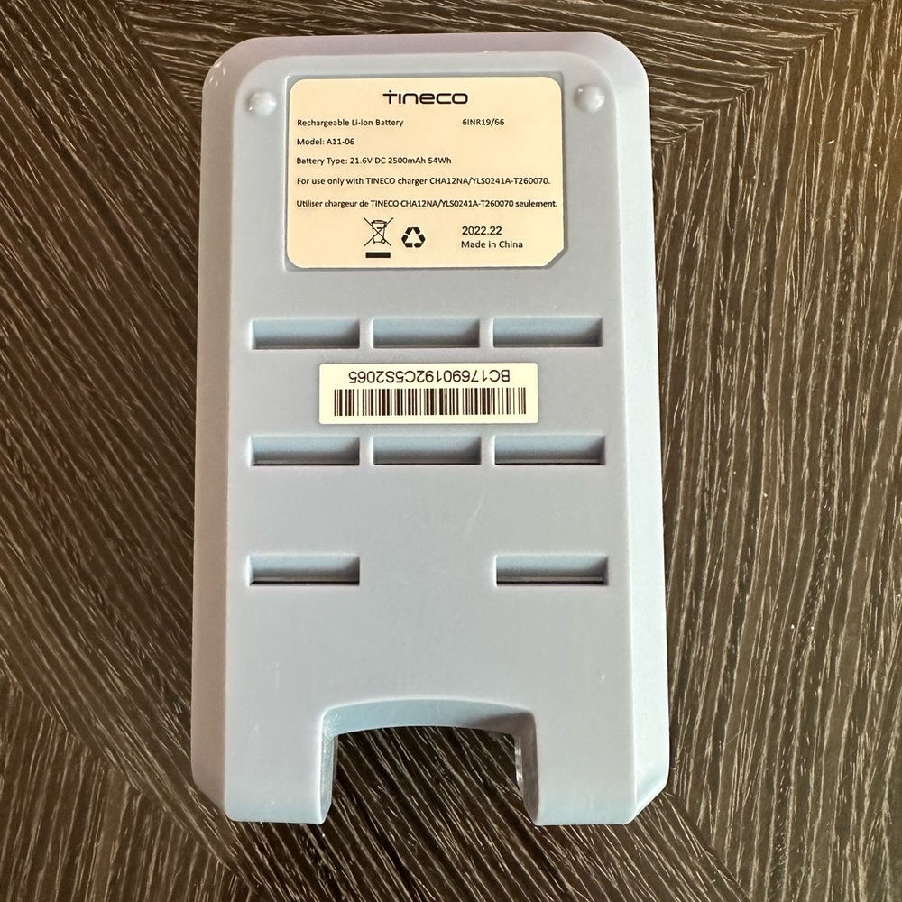 Transparent Electronic Device Case - Picture 4 of 4